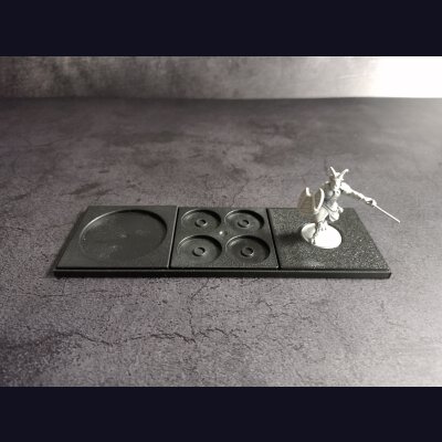 Movement Trays - Beschreibung eingeben
...
...